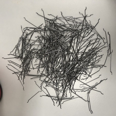 セリウムによって証明された端のホックは具体的な補強のための鋼鉄繊維30mm - 55mmをつけた