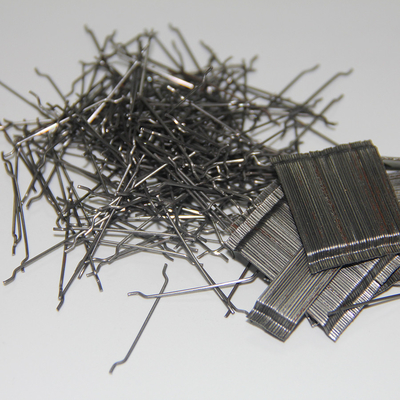 Britureのコンクリートのための高いFlexural強さ0.75mmの直径の鋼鉄繊維