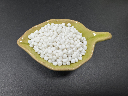 効率的な白い詰め物 granule バリウム硫酸 マスターバッチ PP キャリア