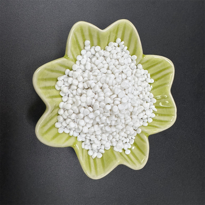 効率的な白い詰め物 granule バリウム硫酸 マスターバッチ PP キャリア