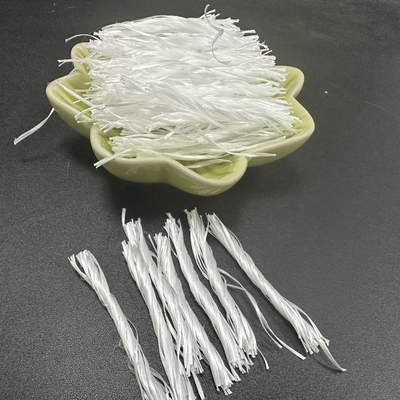 抵抗力があるひびのためのBulidingポリマー材料PP繊維の歪んだBunchy形態500T