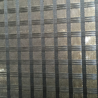 ガラス繊維GeogridかポリエステルGeogridはnonwoven生地とcomposited